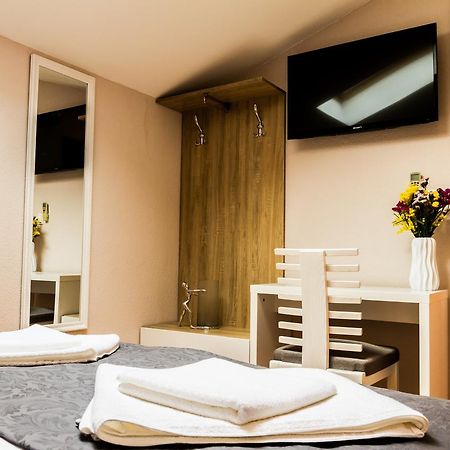 موستار Villa Lipa المظهر الخارجي الصورة